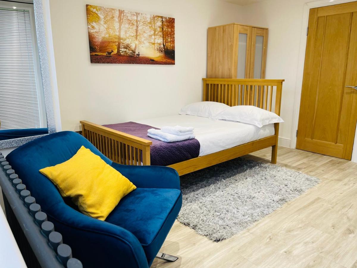 New Modern Studio Apartment, Parking, Netflix Kenilworth Buitenkant foto